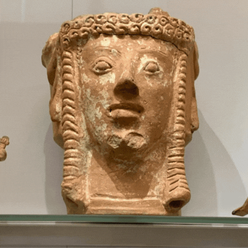 a slideshow of exchibits at heraklion archaeological museum