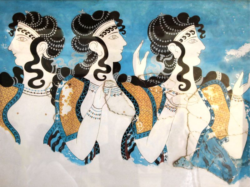 three women in knossos frescoes